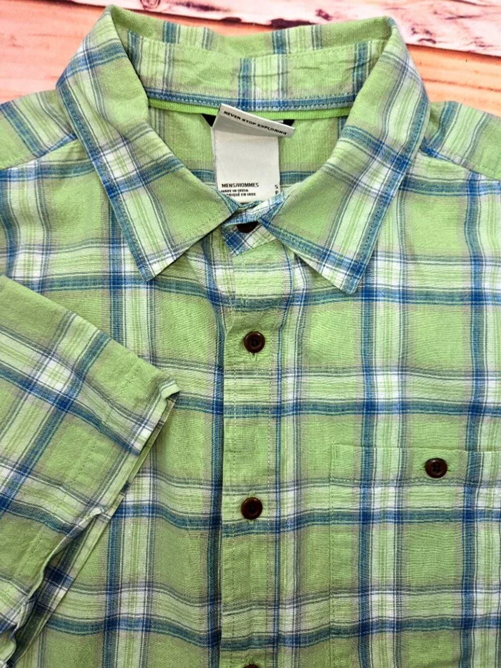 The North Face Mens Short Sleeve Green Shirt Small